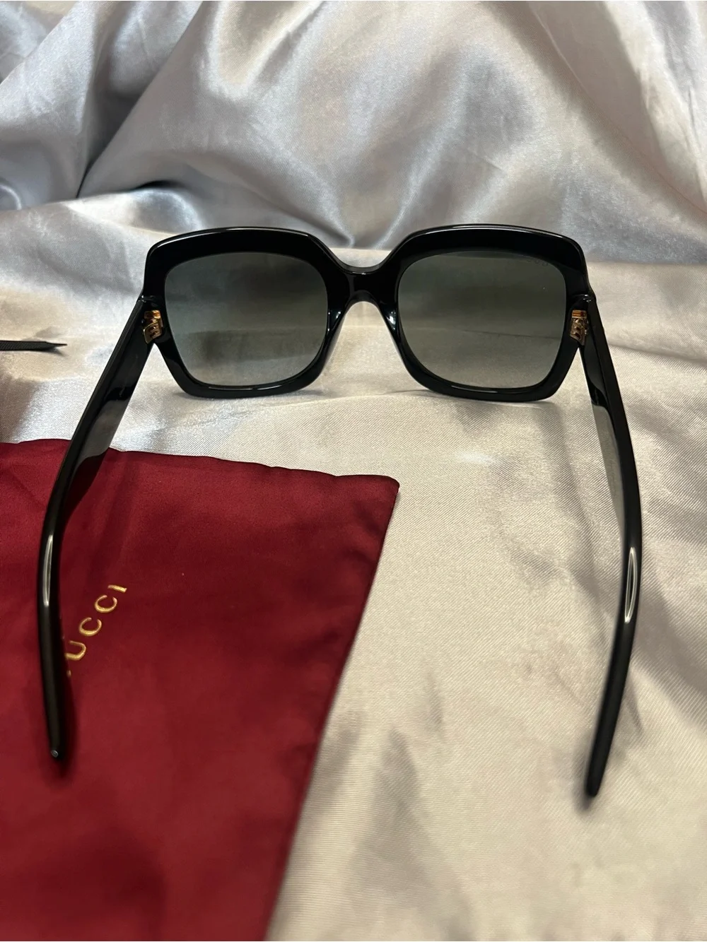 Gucci woman’s polarized sunglasses GG1337S